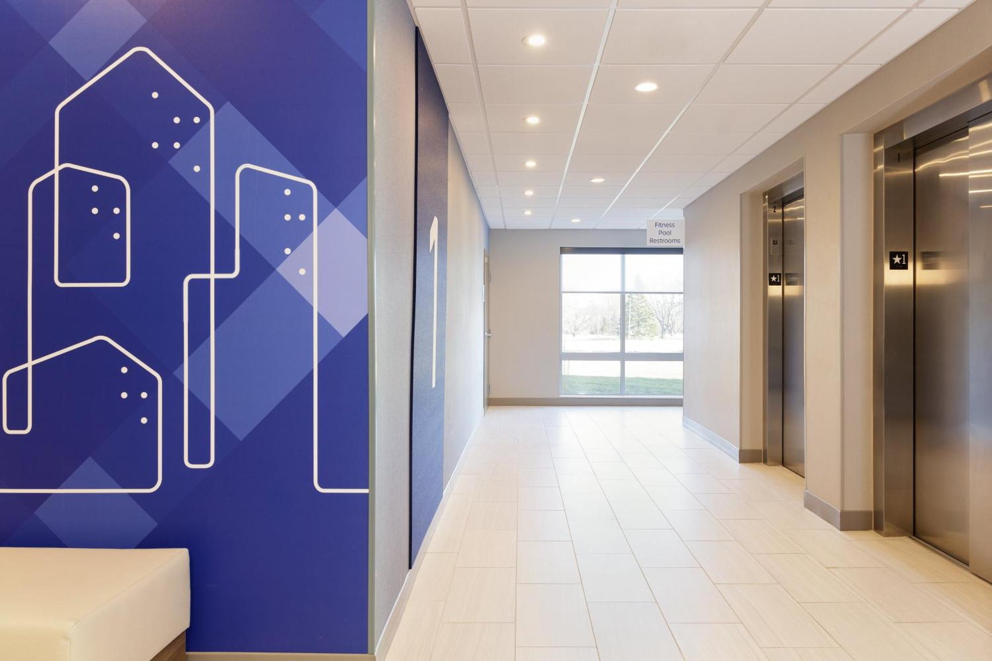 Holiday Inn Express & Suites Memphis East By Ihg Exterior foto